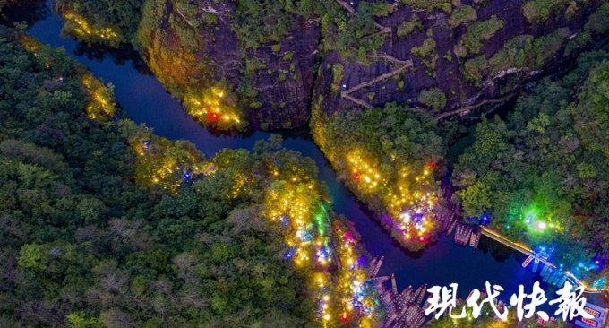 北京大学古生物为什么只有一人游戏画面