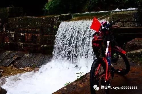破产姐妹:Max的大婚,新郎竟是这个画风!
