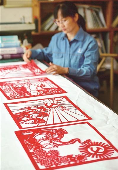 可爱吊带裙