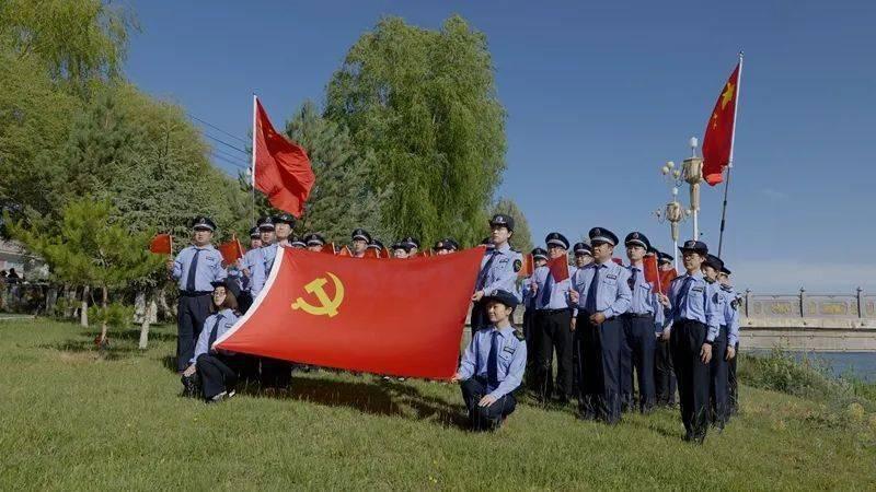 北京大学古生物为什么只有一人游戏画面