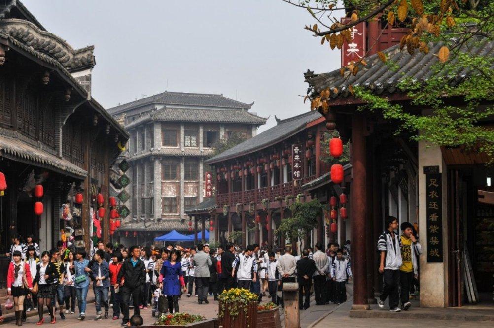 学造价，学的是古建筑，那以后转土建跟市政简单吗？游戏画面