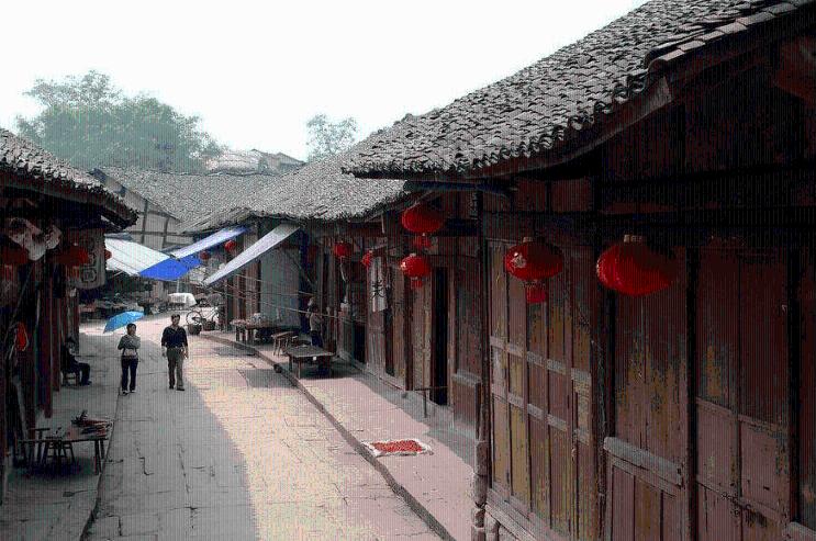 全市首批移动“电子眼”上路抓拍